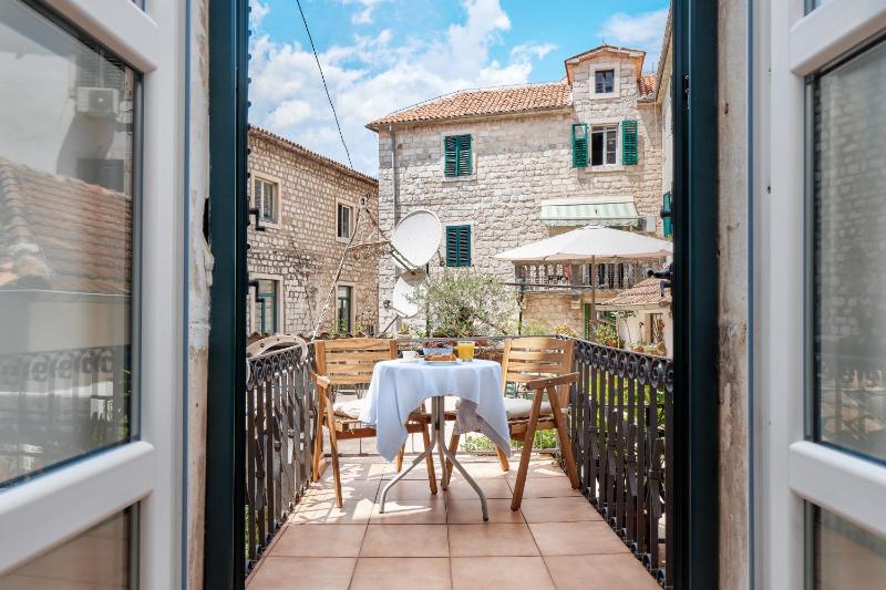 Double or Twin Room with Terrace image 1