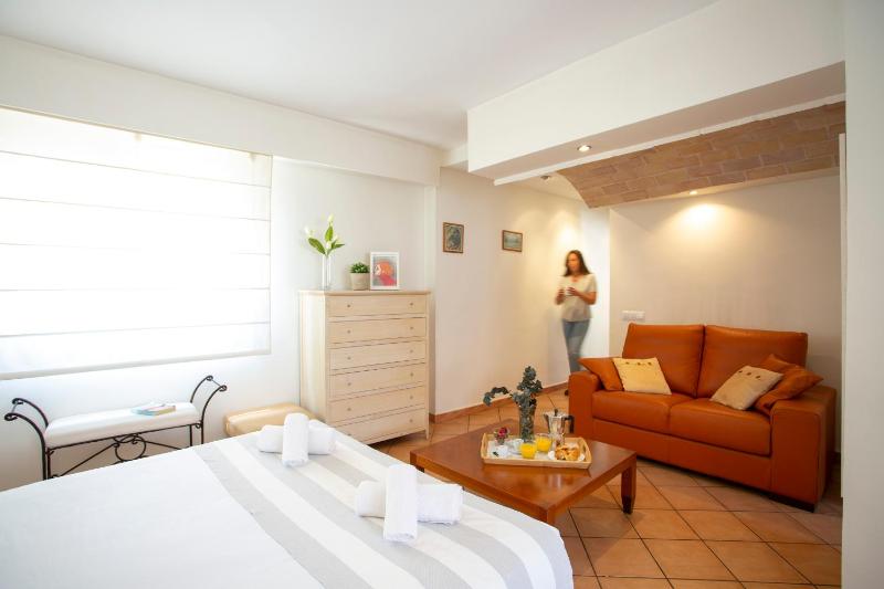 SingularStays Valero - image 4