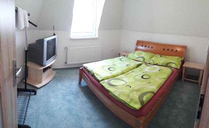 Double Room with Private Bathroom image 1