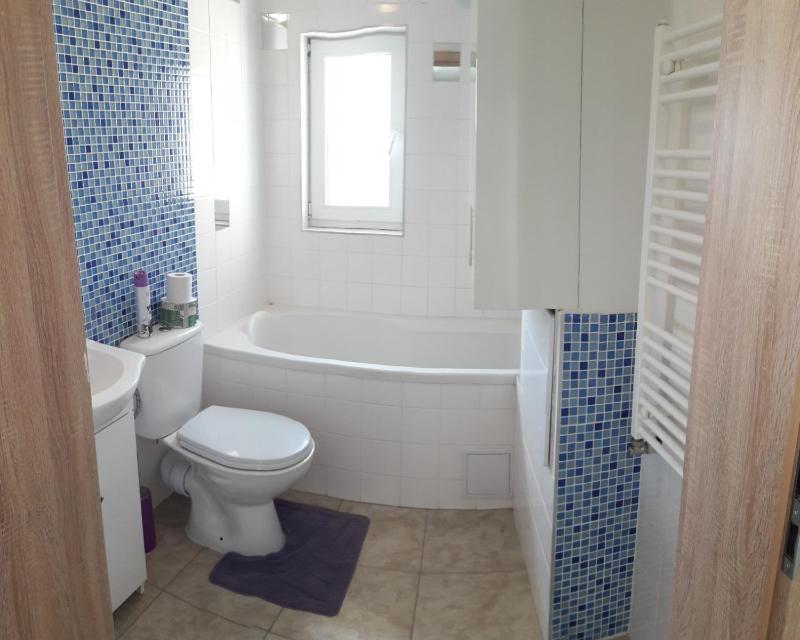Double Room with Private Bathroom image 3
