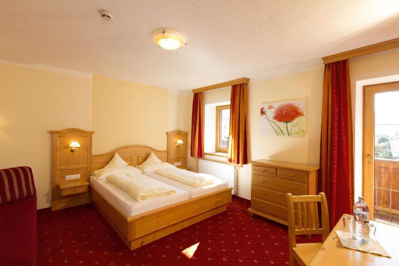 Triple Room image 4