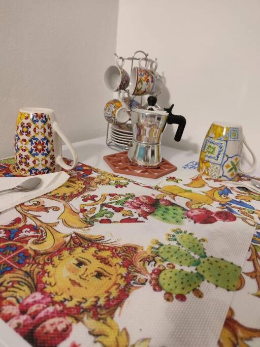 Loft Palermo: Cathedral small Apartment - image 1