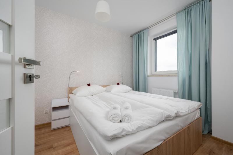 Apartment Kamienna Krzyki with FREE GARAGE Wrocław by Noclegi Renters - image 27