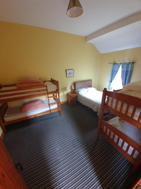 One Bedroom Cottages image 2