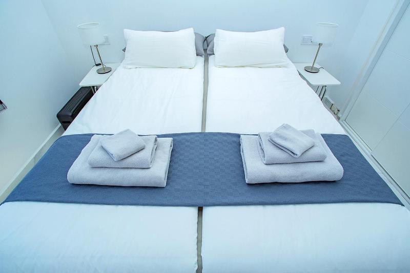 029 Lux Penthouse - Alicante Holiday - image 12