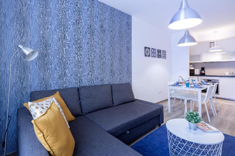 Superior One-Bedroom Apartment image 2