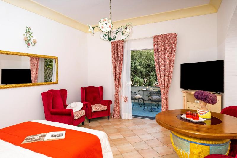 Suite with Mountain View image 1