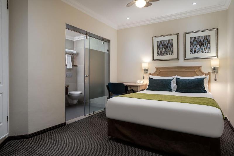 Premier Hotel Regent - image 4