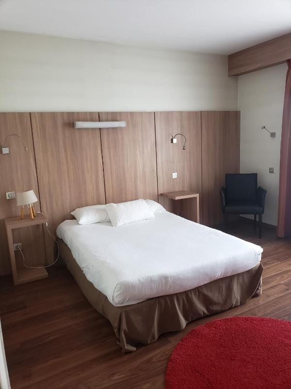 Studio with One Double Bed image 4