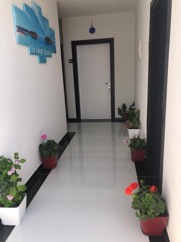 Vila Xhafa - image 2