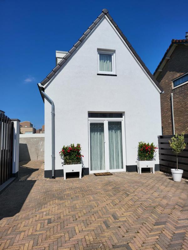 One-Bedroom House image 1
