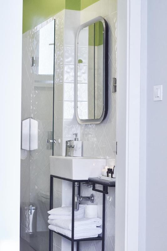 Deluxe Junior Suite image 3