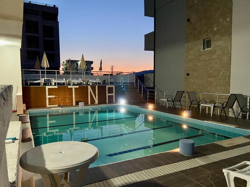 Apartment with Pool View  image 2