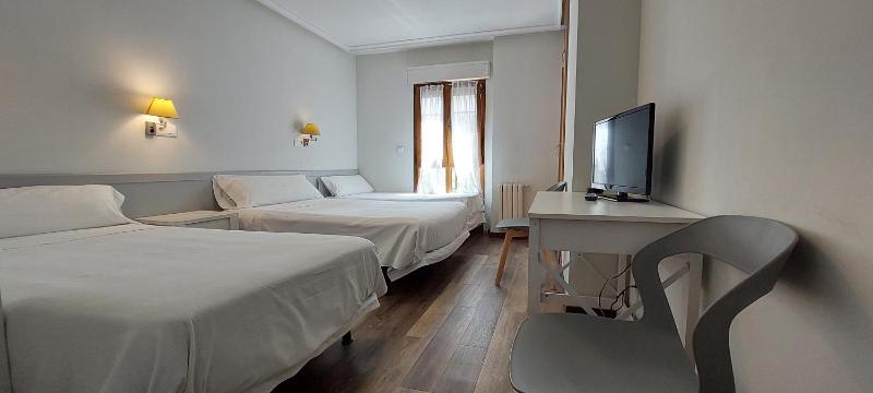 Triple Room image 1