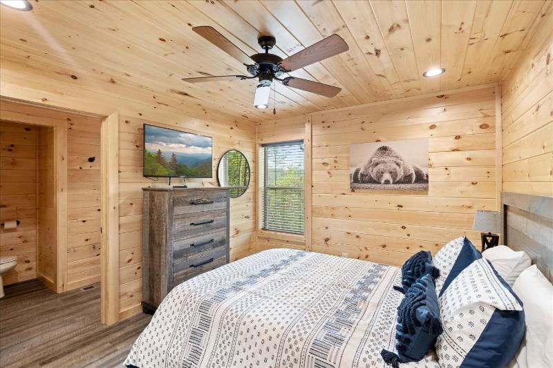 Stargazer Chalet cabin - image 20