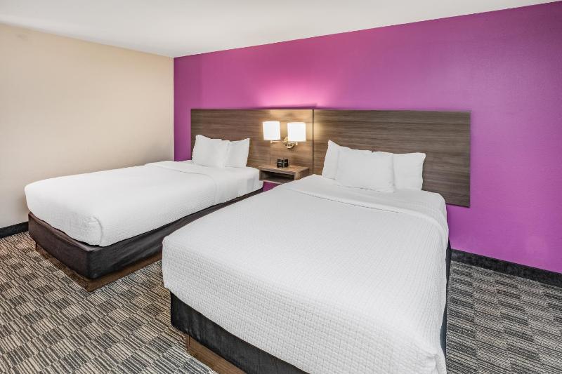 Double Room with Two Double Beds image 3