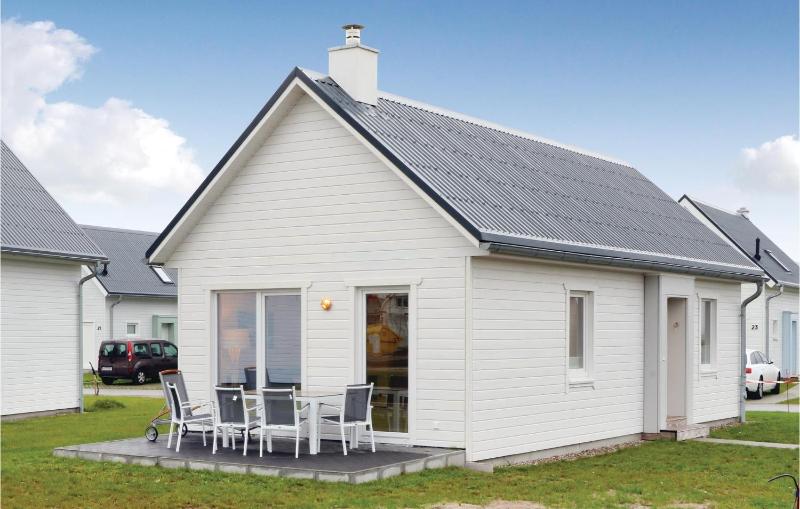One-Bedroom Holiday Home image 1