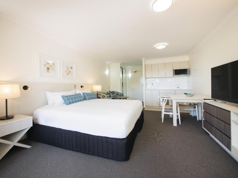 Oaks Sunshine Coast Oasis Resort - image 8