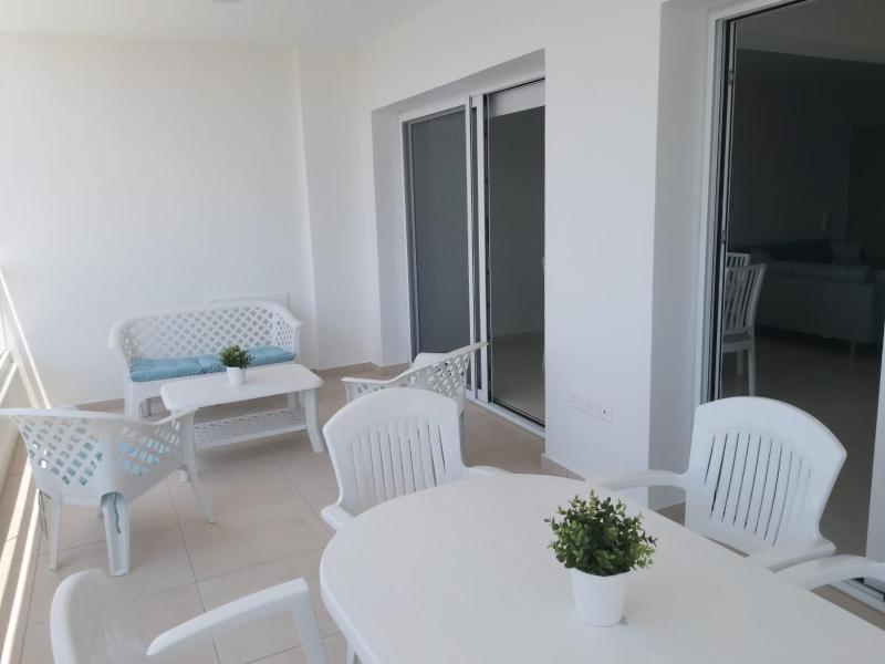 Dinglis Residences 31 - image 9