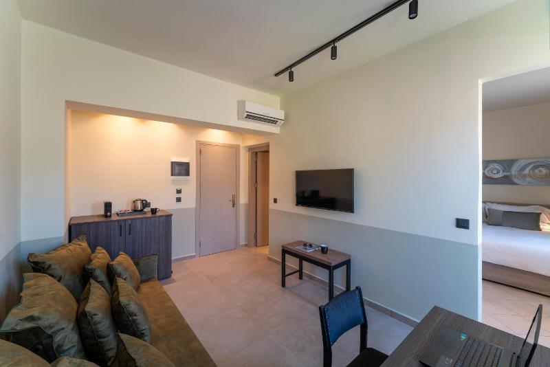 Mariette Rhodes Urban Suites - image 6