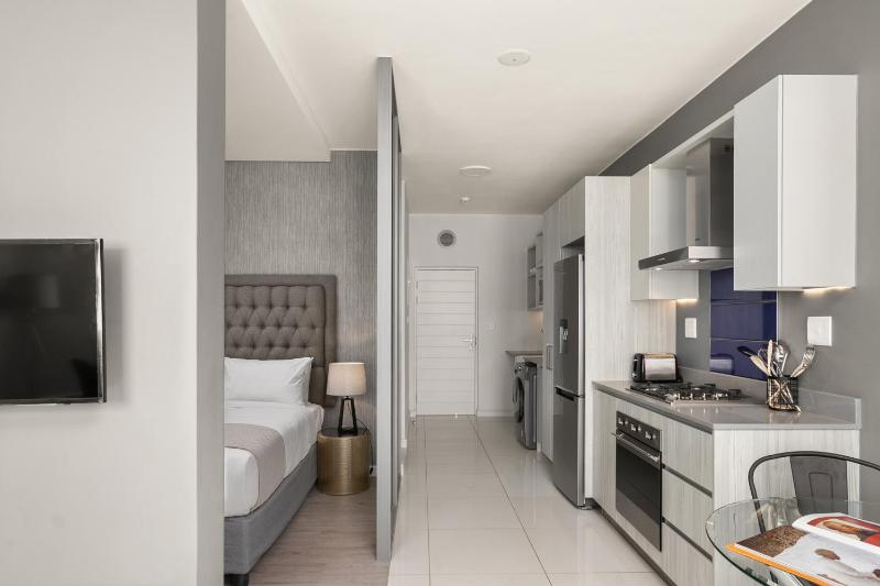 Easy Stay - The Median Rosebank - image 12