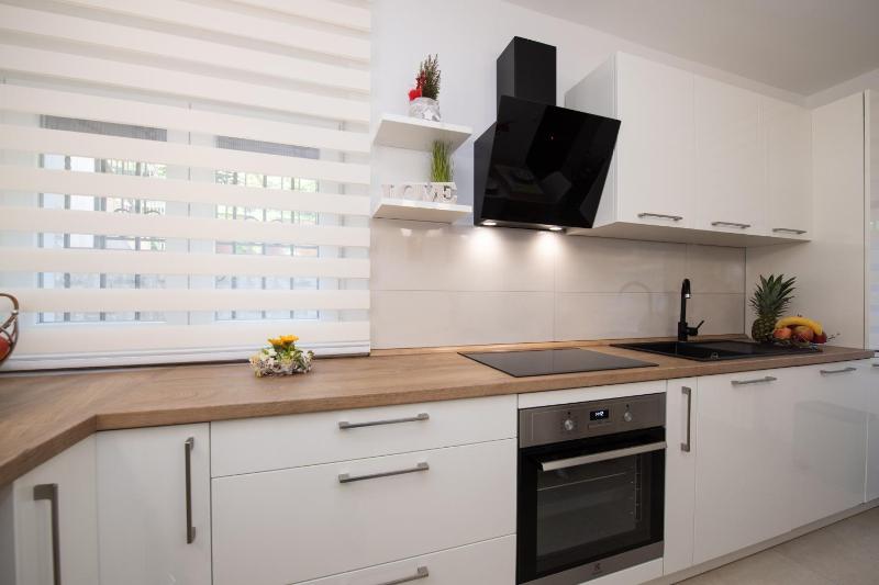 Apartment Sanja Opatija - Two bedroom apartment with Terrace and sea view - image 20