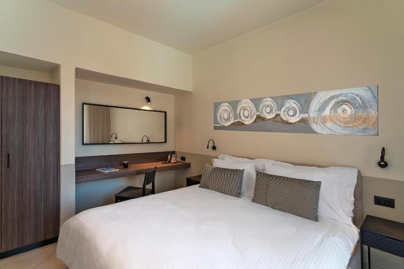 Mariette Rhodes Urban Suites - image 4