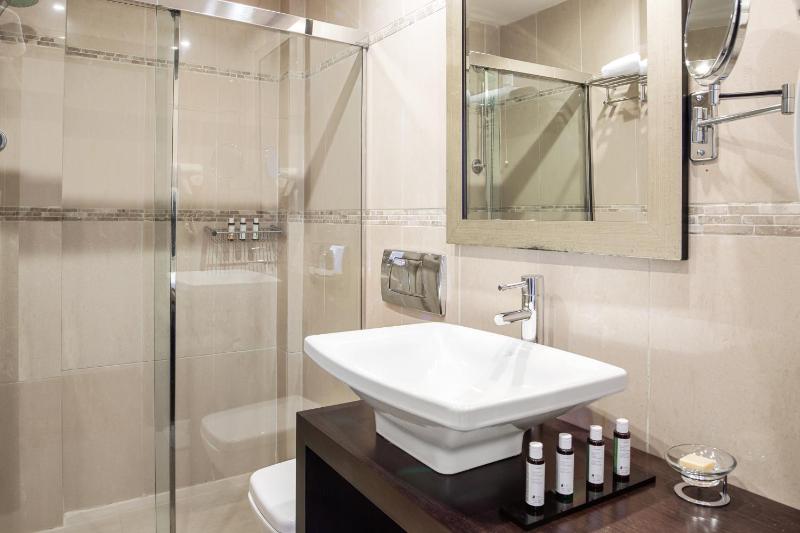 Junior Suite image 2
