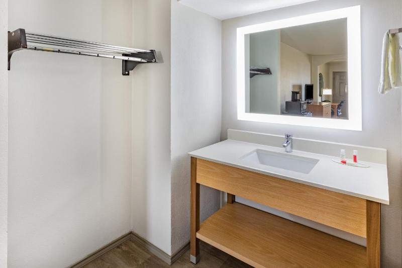 King Suite image 4