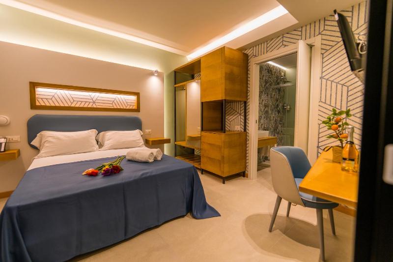 ELISEO PALACE TROPEA - image 21