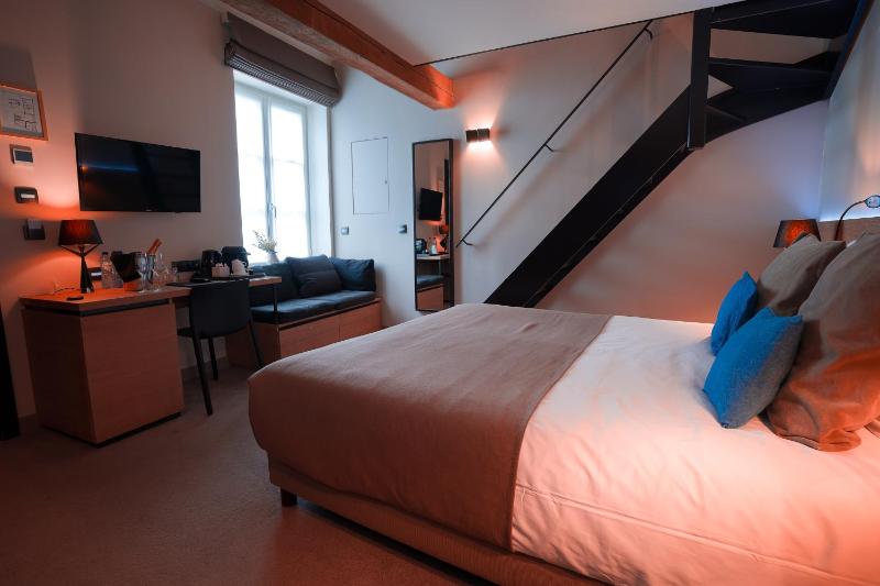 Family Room (2 Adults + 2 Children) image 4