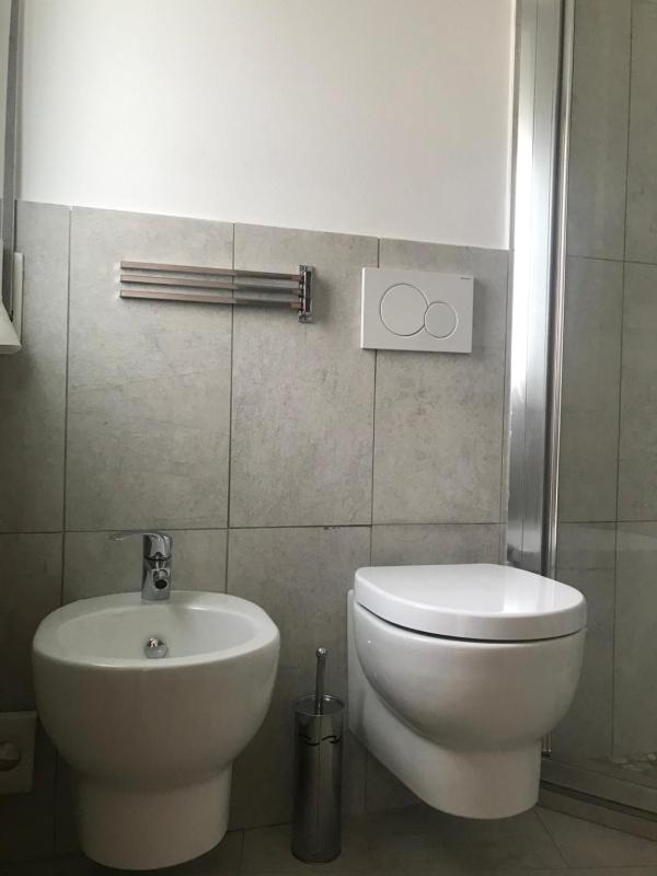 Single Room with Balcony image 4