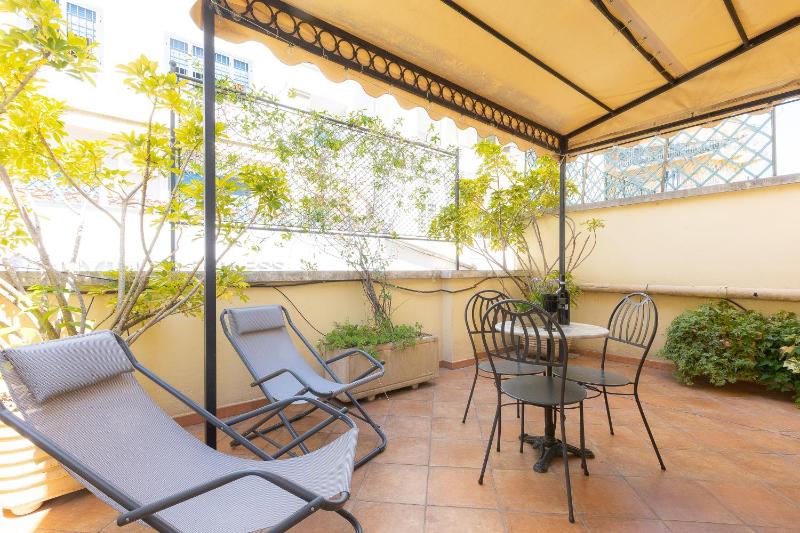 Superior Studio with Terrace image 3