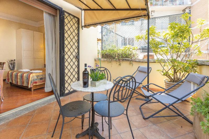 Superior Studio with Terrace image 2