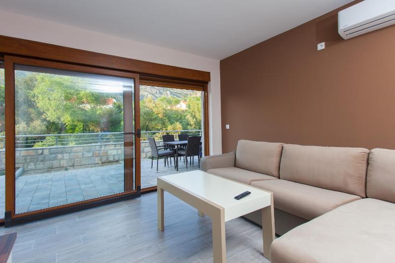 Buna Spring Apartments - image 8