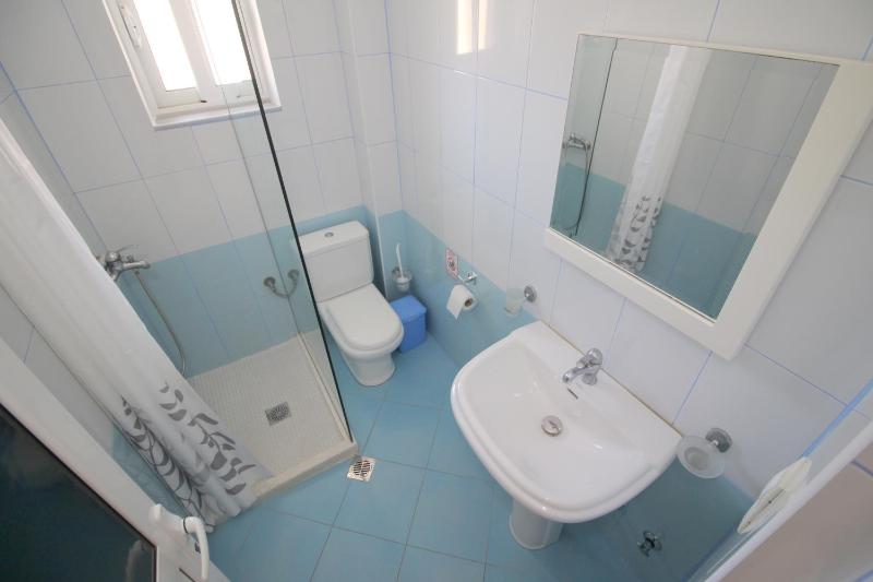 Sunset Apartments Berdenesh Sarandë - image 11