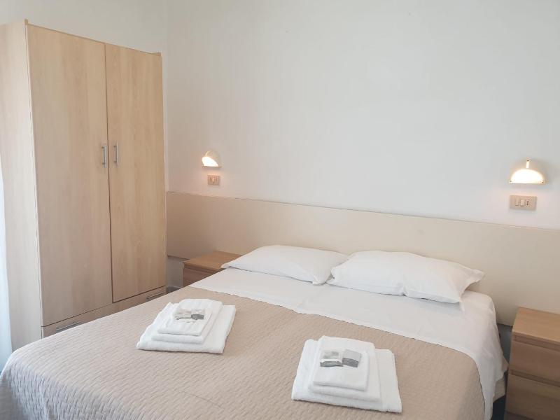 Economy Double or Twin Room image 1