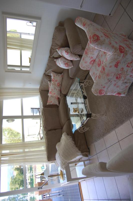 Two-Bedroom Apartment with Balcony image 4