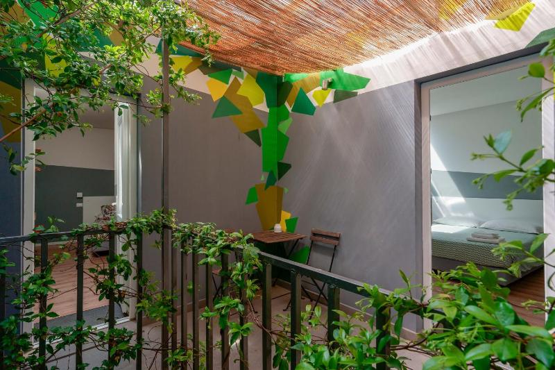 Apartment - Split Level image 4