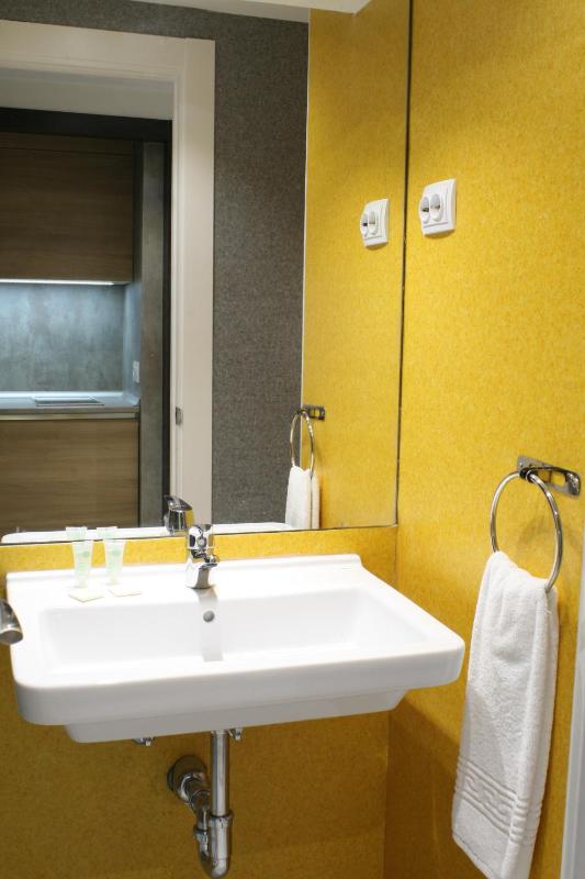 Junior Suite Apartment (1-5 adults) image 3