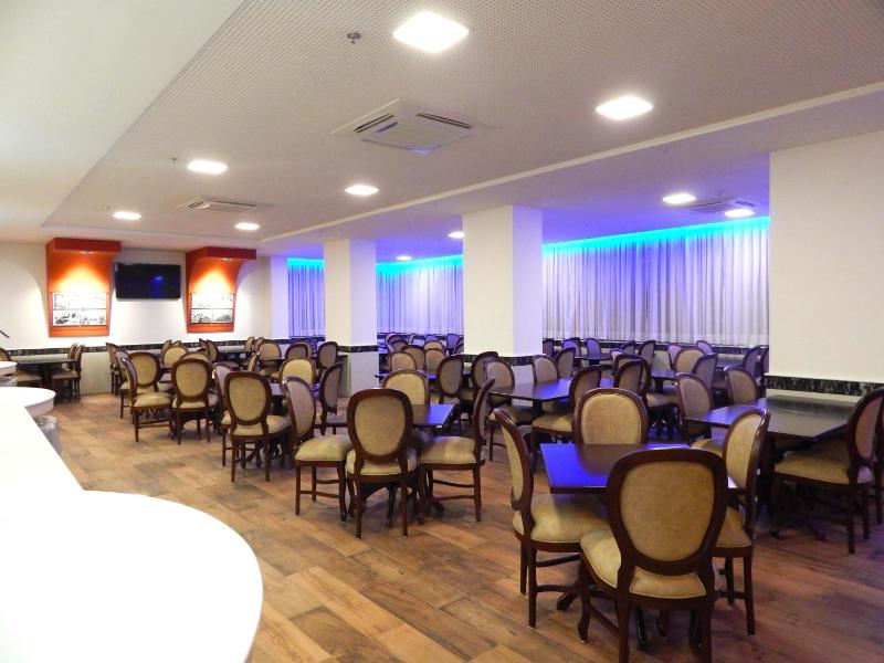 Normandy Hotel - image 26