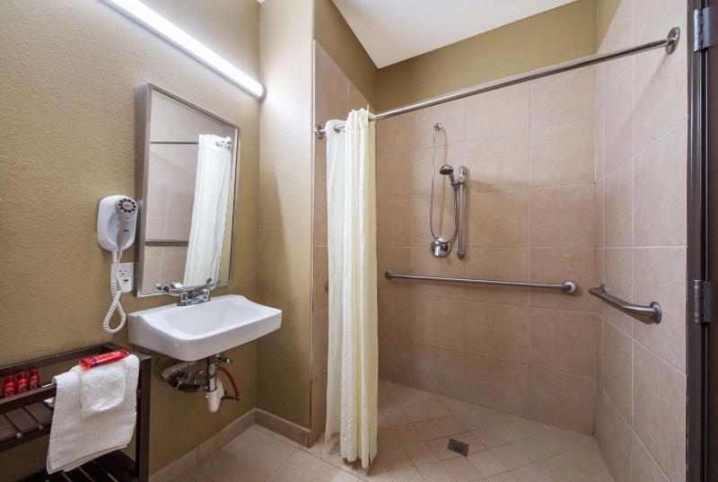 Best Western SeaWorld San Antonio - image 13