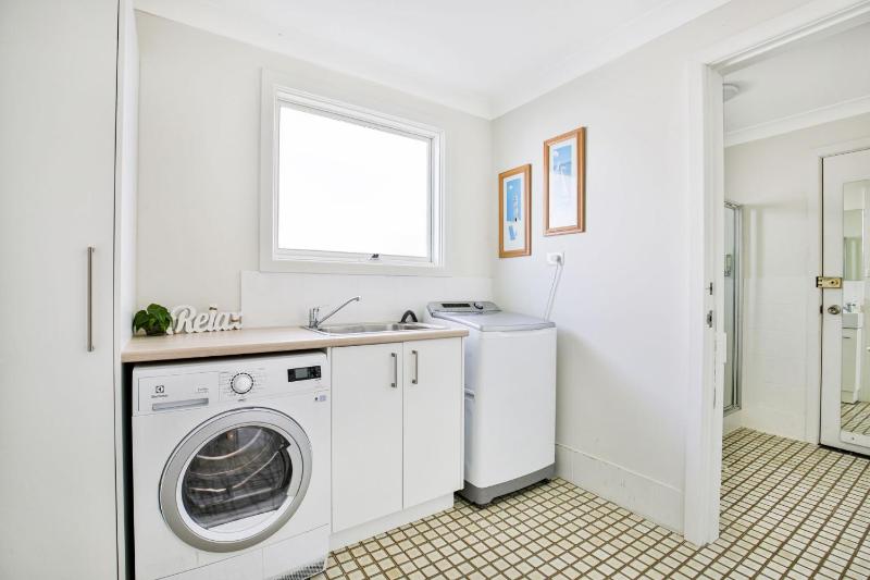 Azure Absolute Beachfront I Pet Friendly - image 19
