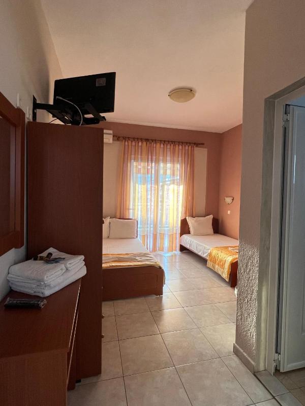 One-Bedroom Apartment image 1
