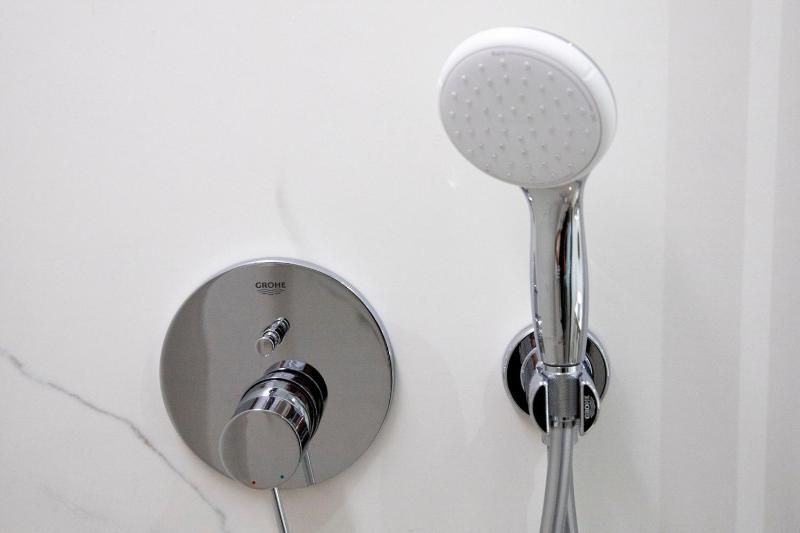 Quintuple Room image 4