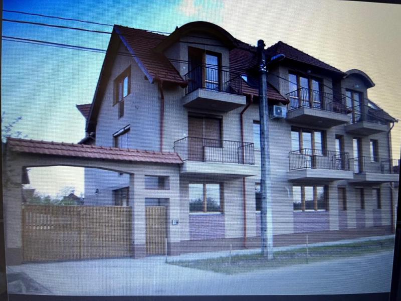Brookforest Family Apartman - image 21