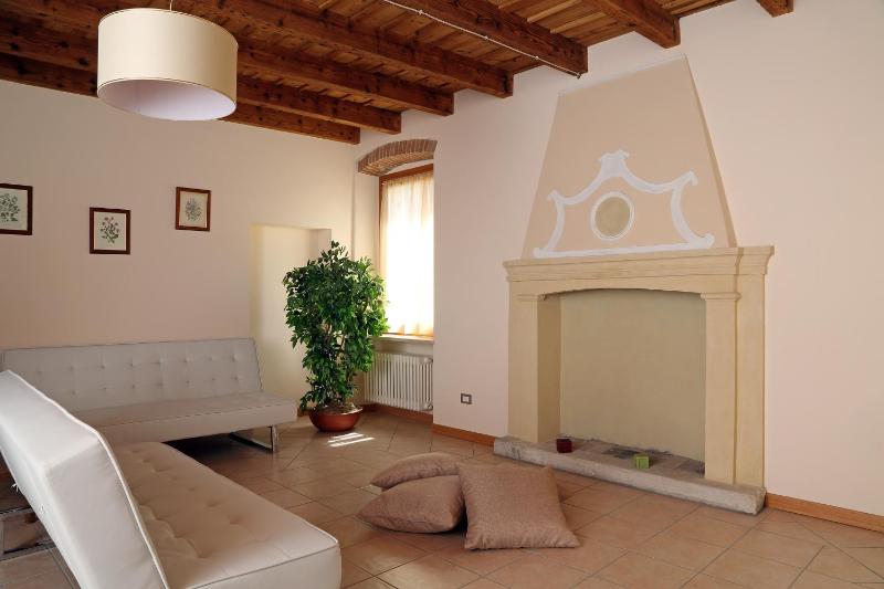 Two-Bedroom Apartment Plus image 4