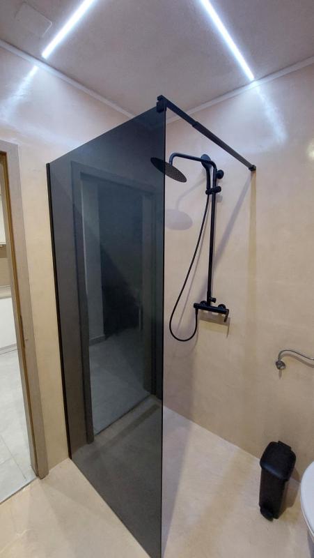 One-Bedroom Apartment with Terrace image 3