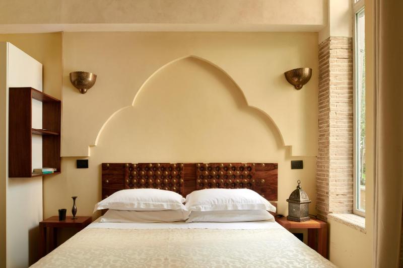 Superior Double Room image 1