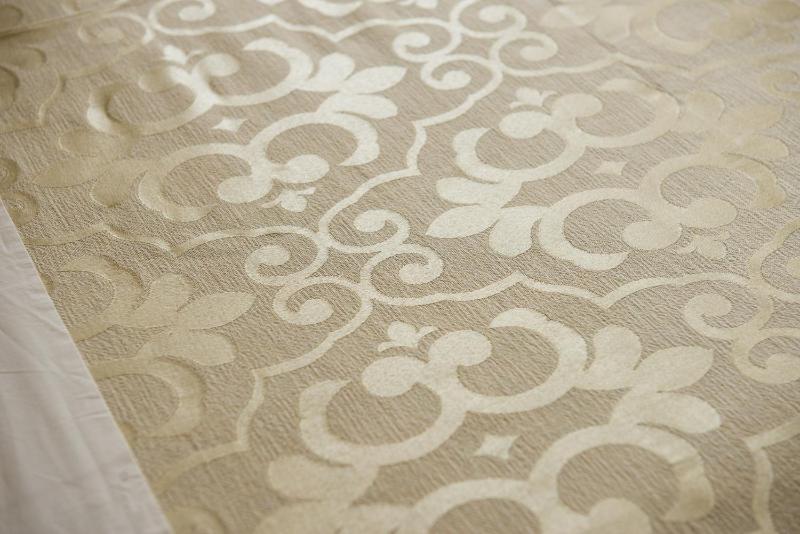 Deluxe King Room image 3